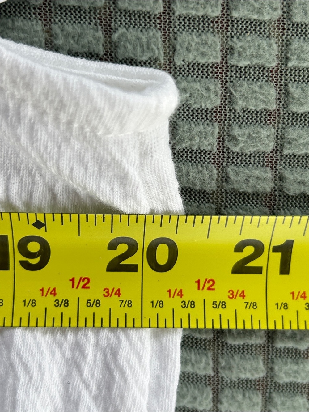 Flutter Sleeve Button Top - Picture 5 of 7